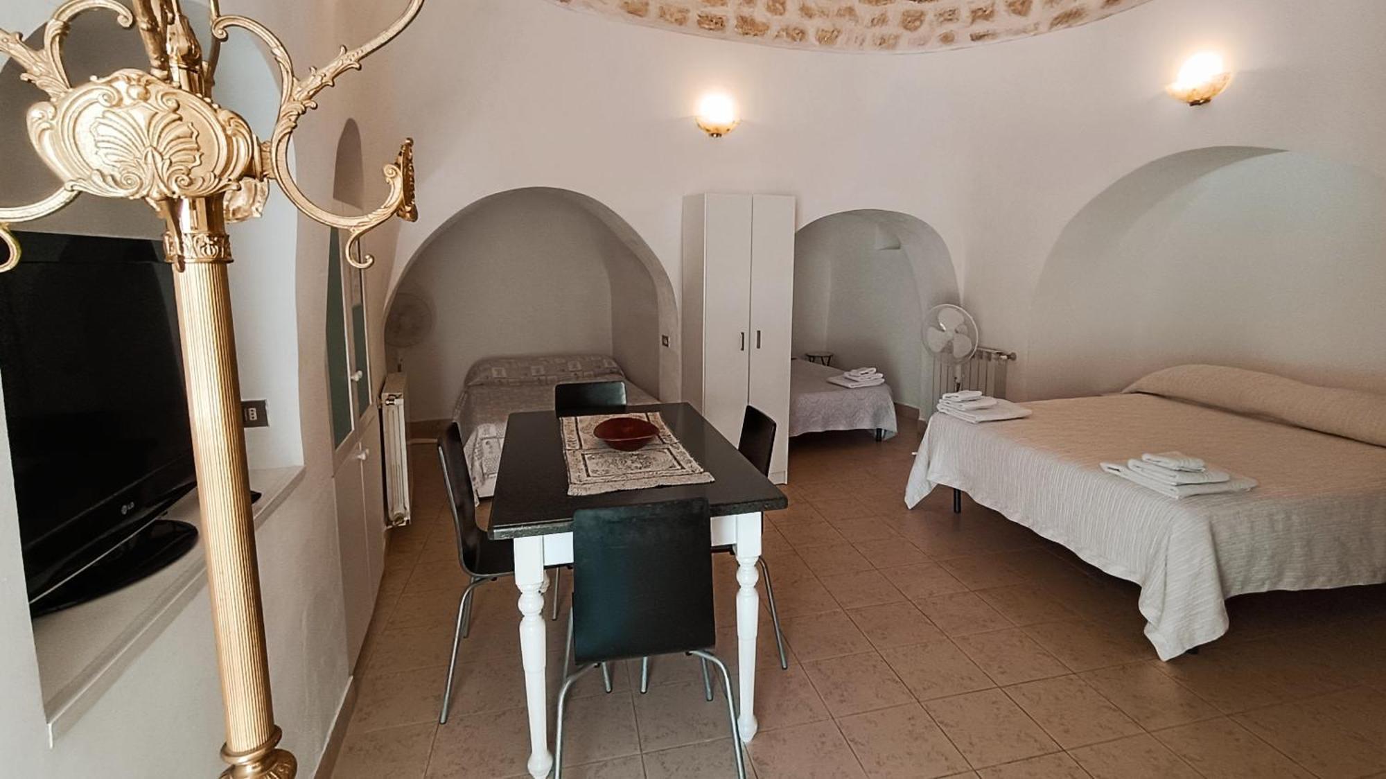Trullo Alberobello Vacanze Desa 1 ภายนอก รูปภาพ